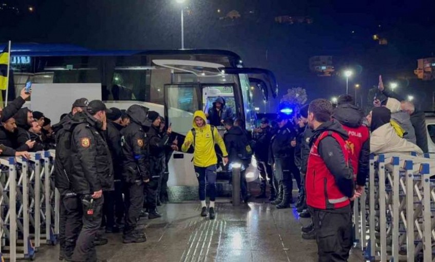 Fenerbahçe Rize’den Mutlu Ayrıldı.